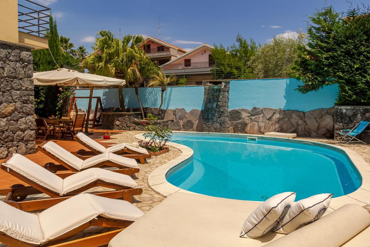 Villa Magdalena Aci SantʼAntonio Екстериор снимка