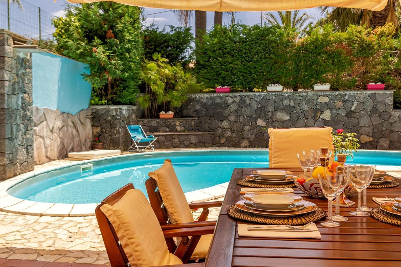 Villa Magdalena Aci SantʼAntonio Екстериор снимка